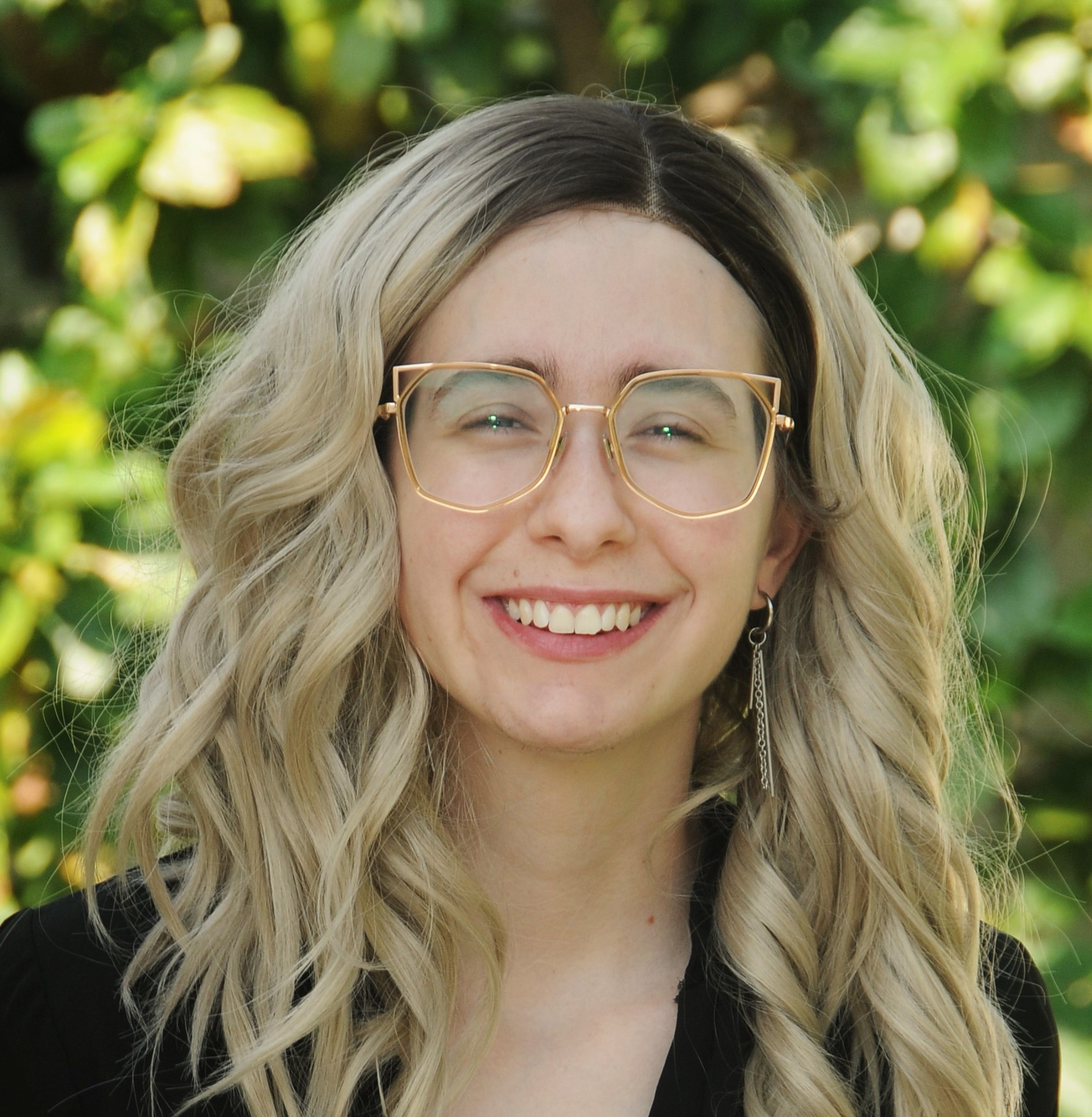 Mikayla Campinos: The Day Her Life Changed On Reddit - ne2294d